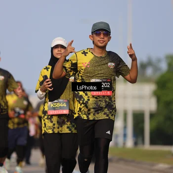 Runner Photo 6918626