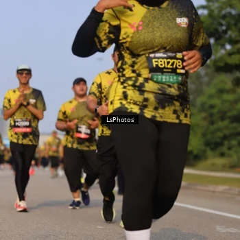 Runner Photo 6918653