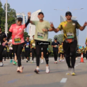 Runner Photo 6918665