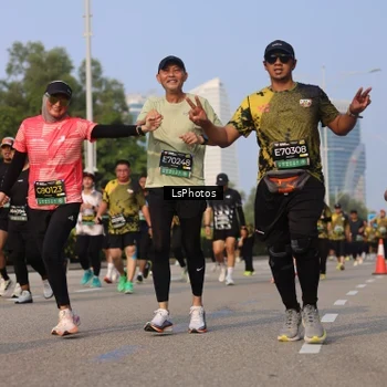Runner Photo 6918667