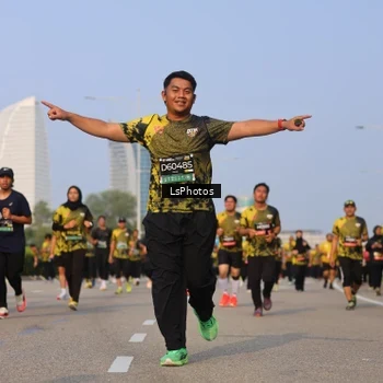 Runner Photo 6918672