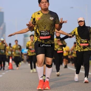 Runner Photo 6918687