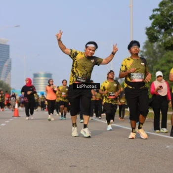 Runner Photo 6918720