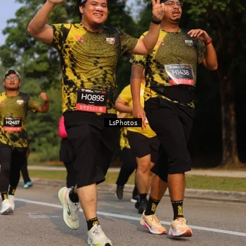 Runner Photo 6918731