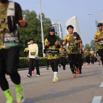 Runner Photo 6918754