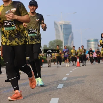 Runner Photo 6918761