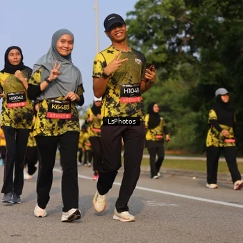 Runner Photo 6918763