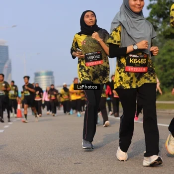 Runner Photo 6918766