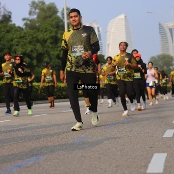 Runner Photo 6918802