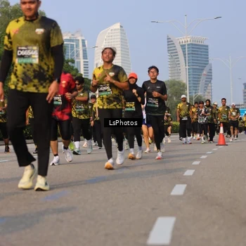 Runner Photo 6918803