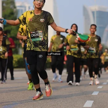 Runner Photo 6918825