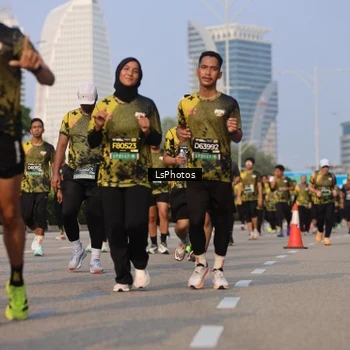Runner Photo 6918828