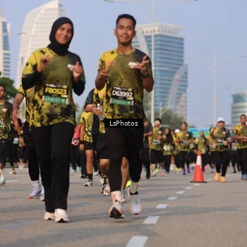 Runner Photo 6918831