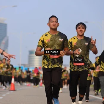 Runner Photo 6918853