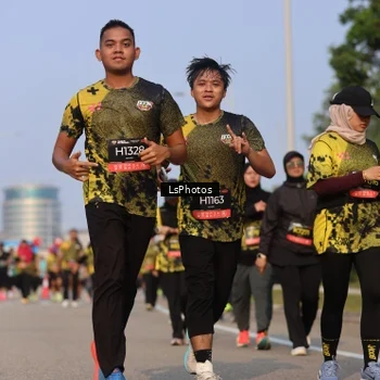 Runner Photo 6918858