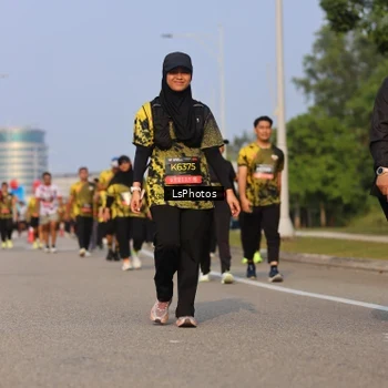 Runner Photo 6918859
