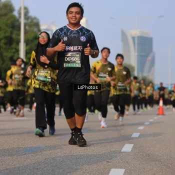 Runner Photo 6918866