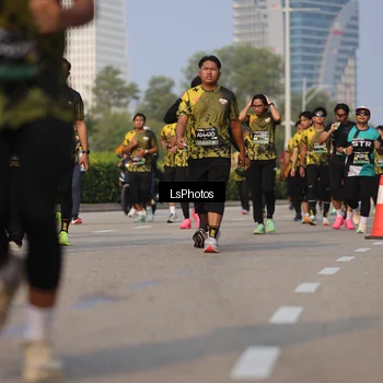 Runner Photo 6918876