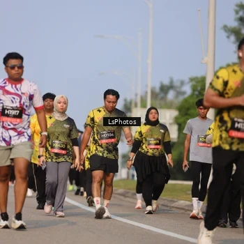 Runner Photo 6918886