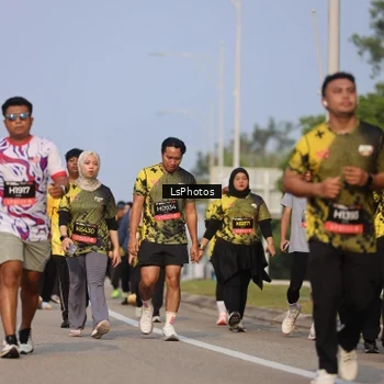 Runner Photo 6918887