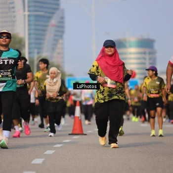 Runner Photo 6918891