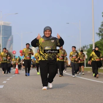 Runner Photo 6918909