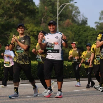 Runner Photo 6918916