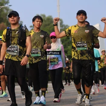 Runner Photo 6918921