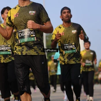 Runner Photo 6918927