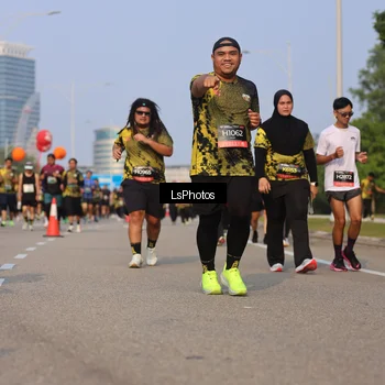 Runner Photo 6918935