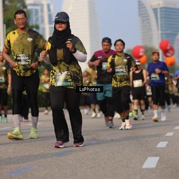 Runner Photo 6918947