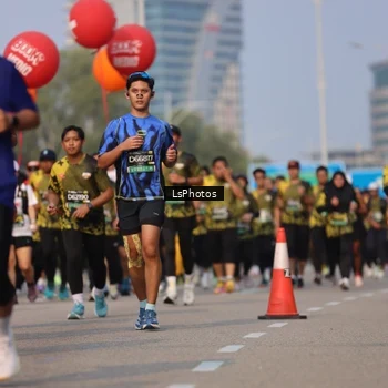 Runner Photo 6918956
