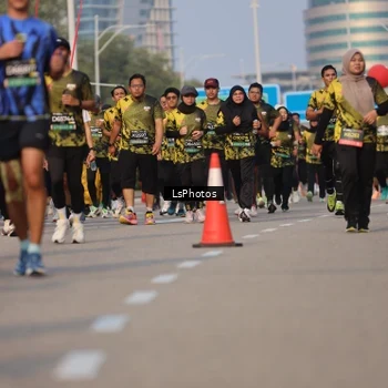 Runner Photo 6918958