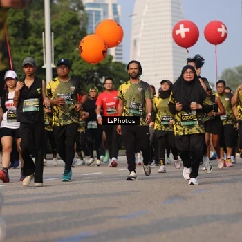 Runner Photo 6918983