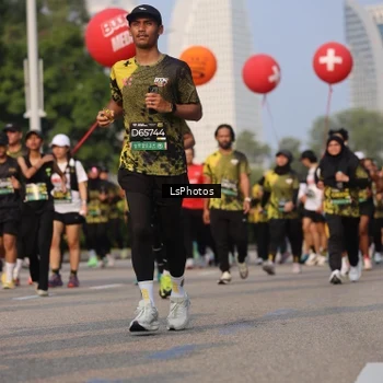 Runner Photo 6918986