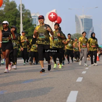 Runner Photo 6918992