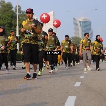 Runner Photo 6918993