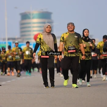 Runner Photo 6919015