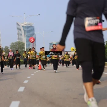 Runner Photo 6919025