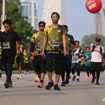 Runner Photo 6919043