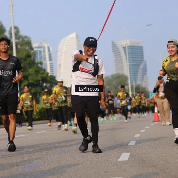Runner Photo 6919063