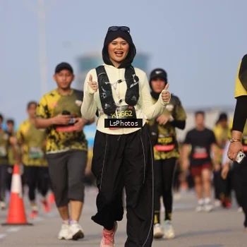 Runner Photo 6919084