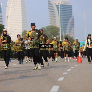 Runner Photo 6919085