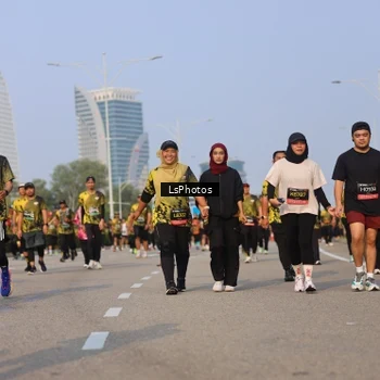 Runner Photo 6919108