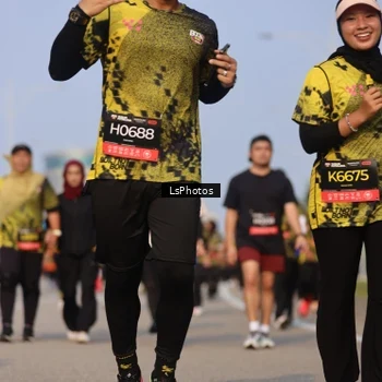 Runner Photo 6919114