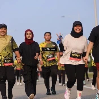 Runner Photo 6919115
