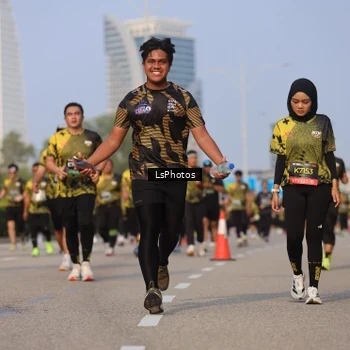 Runner Photo 6919132