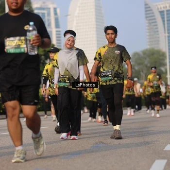 Runner Photo 6919169