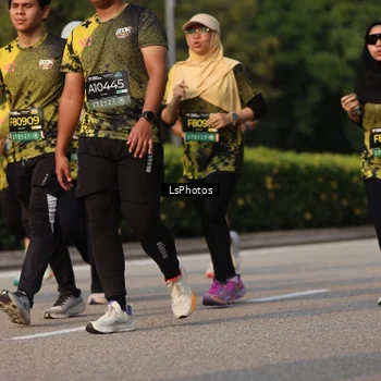 Runner Photo 6919222