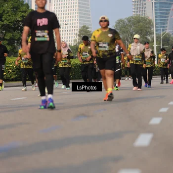 Runner Photo 6919225